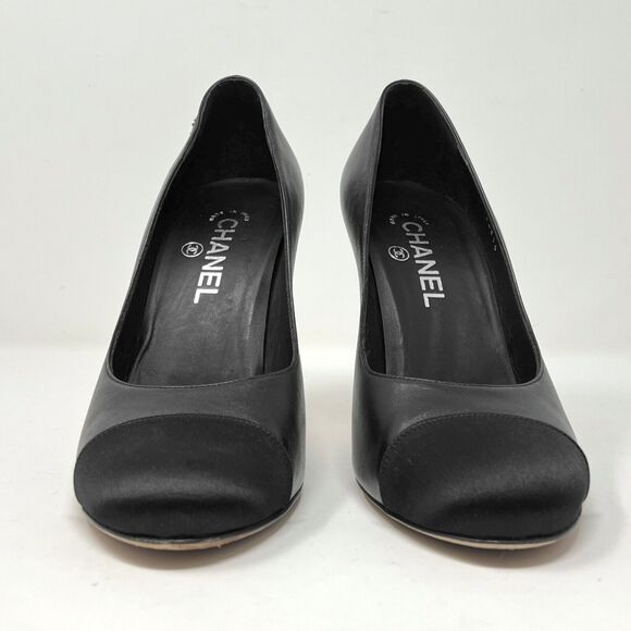 Chanel Cap Toe Leather Pumps Silver Heel Black Size 38.5 EU - Picture 4 of 10